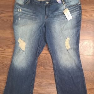Torrid relaxed fit distressed boot cut jeans size 26